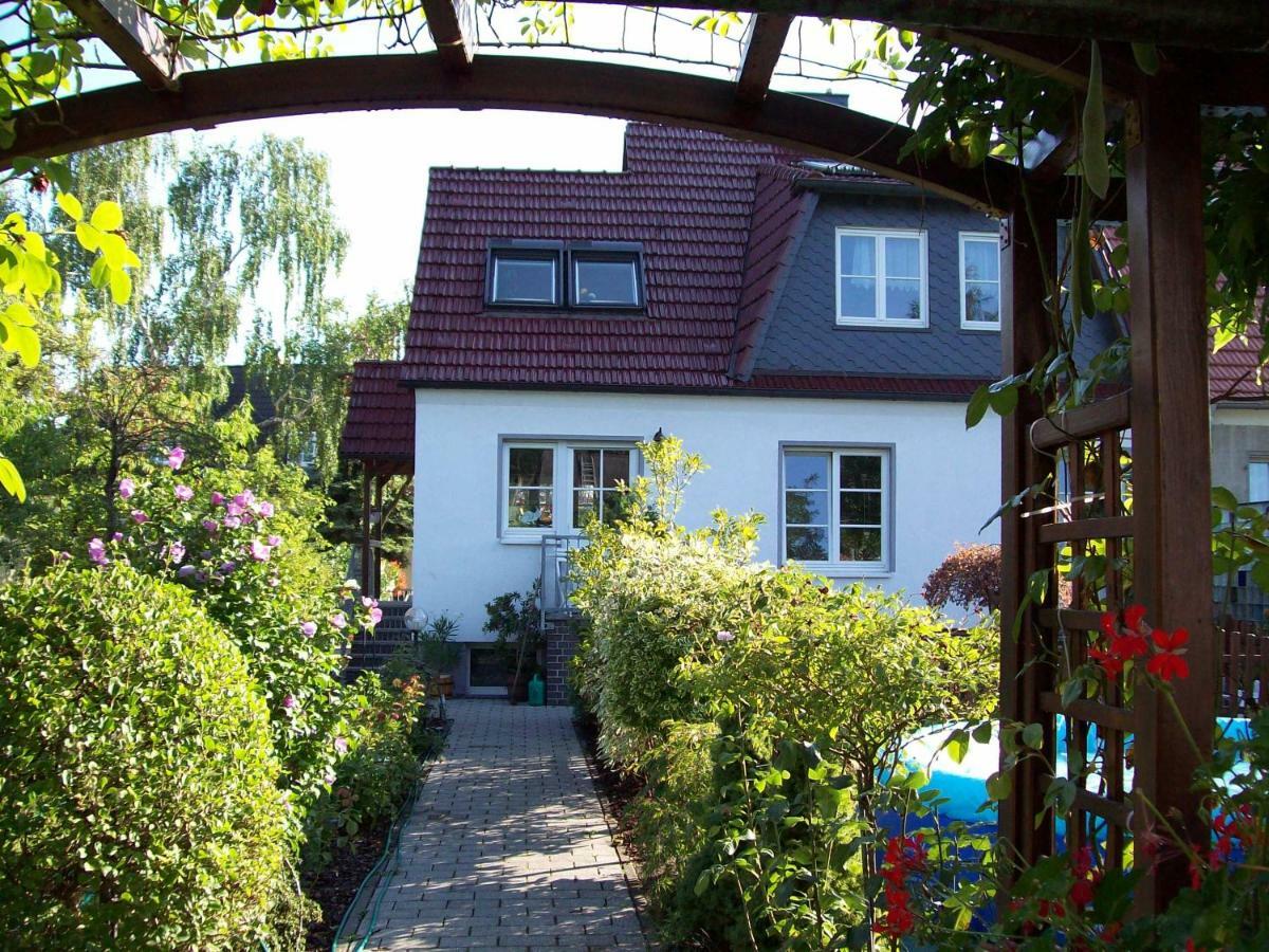 Cottage Near Centrum, Paradise Berlim Exterior foto