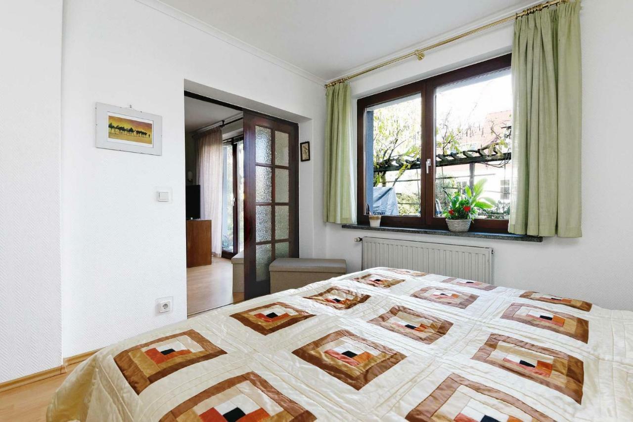 Cottage Near Centrum, Paradise Berlim Exterior foto